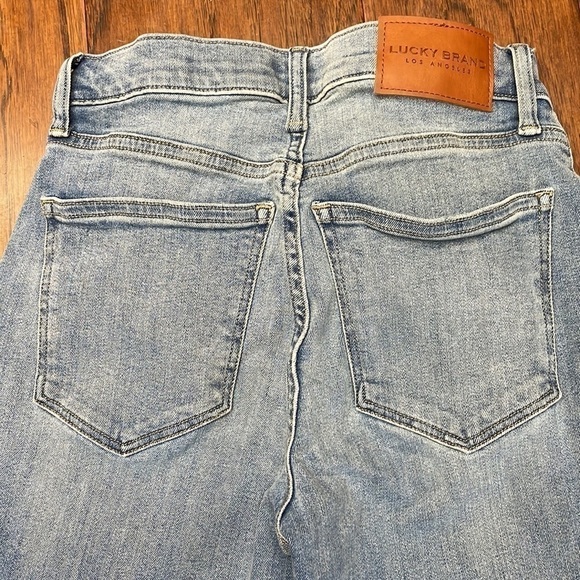Lucky Brand High Rise Skinny Bridgette button up distressed jeans - Picture 12 of 12